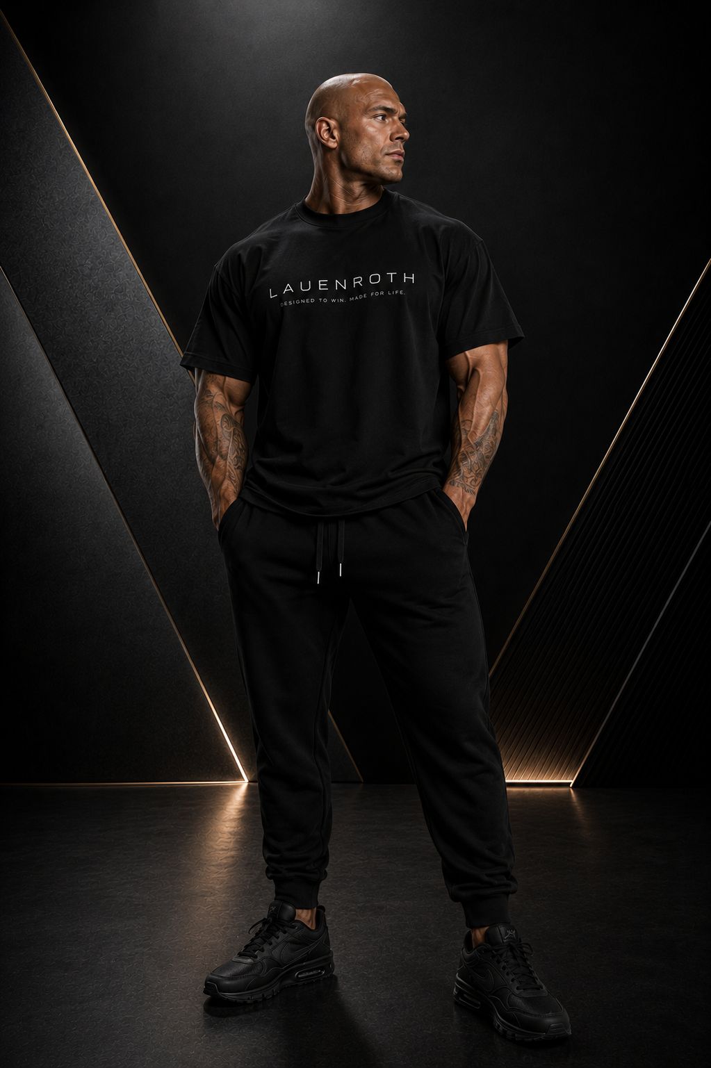 LAUENROTH OVERSIZED SIGNATURE TEE-BLACK
